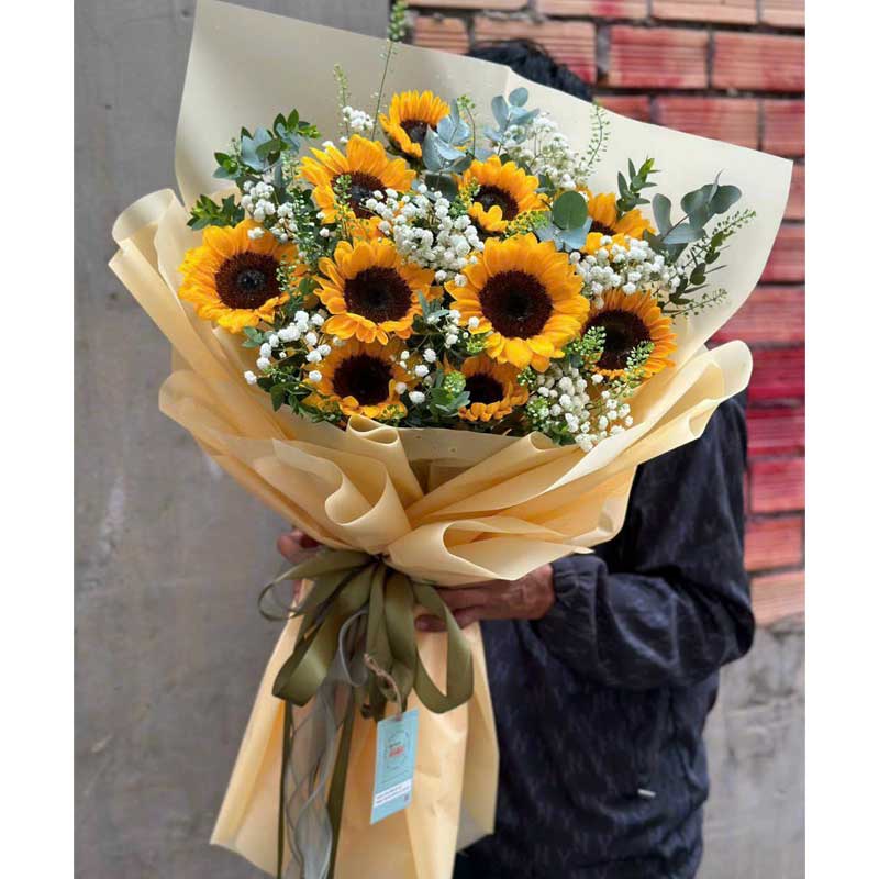 Hochiminh24hrsflorist - Ray of Hope Sunflower Bouquet
